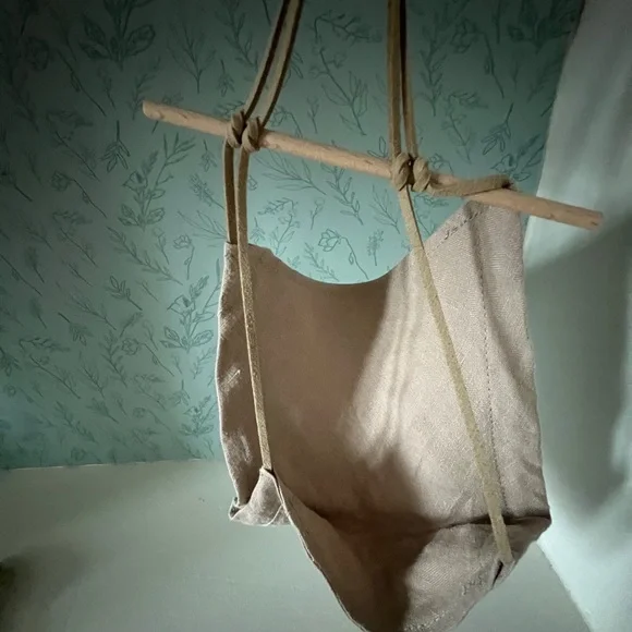 Maileg Micro Hammock Chair - Picture 3 of 7